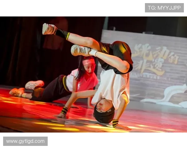 广州街舞队与武汉街舞队赛后复盘团队协作的精彩瞬间与经验分享