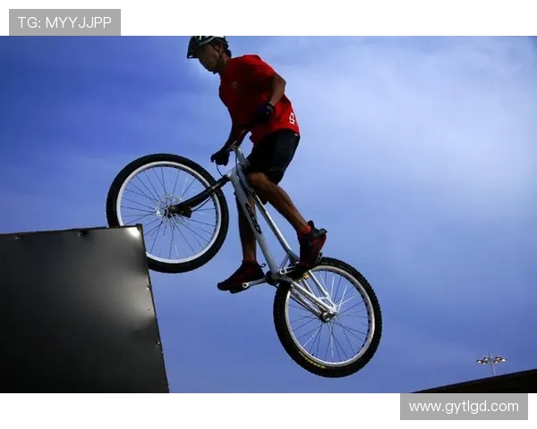 成都极限运动队与北京极限运动队赛后战术分析与总结 成都极限运动队与北京极限运动队赛后战术分析与总结