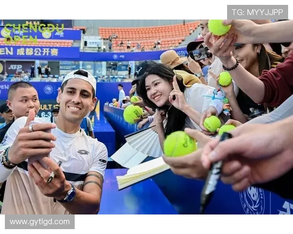 成都网球队中路突破革新引领新潮流助力竞技水平提升
